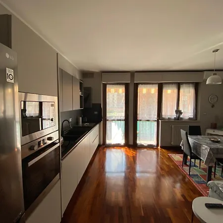 Inalpi Arena,stadio Olimpico E Palazzo Del Nuoto Parcheggio Riservato Interno Cortile 10 Minuti Dal Centro 토리노