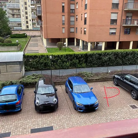 Inalpi Arena,stadio Olimpico E Palazzo Del Nuoto Parcheggio Riservato Interno Cortile 10 Minuti Dal Centro